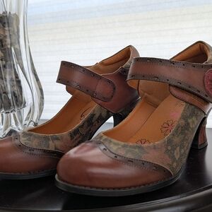 Stylish Brown Mary Jane Shoes